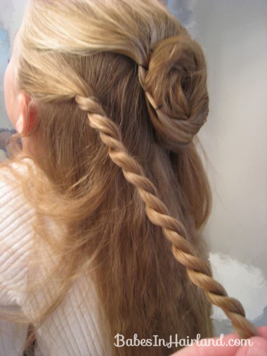 Twisted Flower Girl Hairstyle (5)