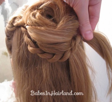 Twisted Flower Girl Hairstyle (6)