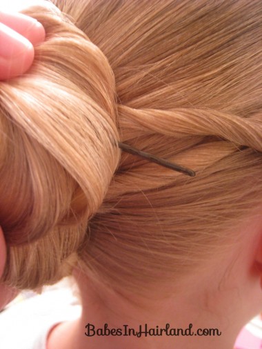 Criss Cross Twists into a Bun (9)