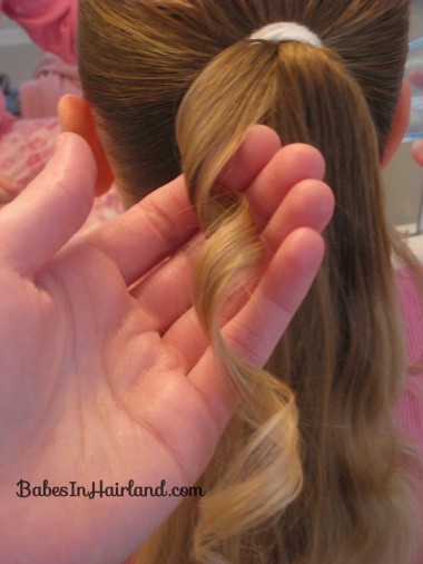 Curls above Ponytail Hairstyle (4)