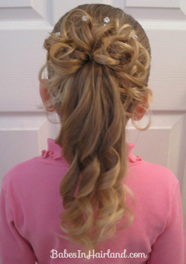 Curls above Ponytail Hairstyle (1)