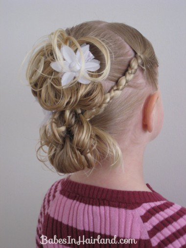 Flower Girl Hairstyle (15)