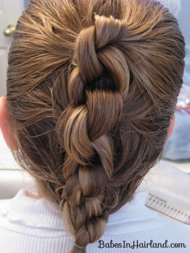 Row of Knots Hairstyle (7)