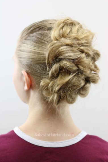 Need an easy updo for prom or a wedding? Try this easy twisted updo hairstyle for all your special occasions. BabesInHairland.com | hair | twists | French braid