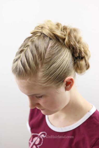 Need an easy updo for prom or a wedding? Try this easy twisted updo hairstyle for all your special occasions. BabesInHairland.com | hair | twists | French braid
