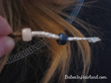 How to add beads to the ends of braids (10)
