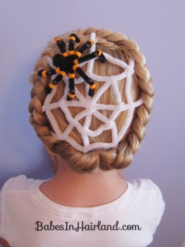 Spiderweb Hairstyle | Halloween Hairstyles (10)