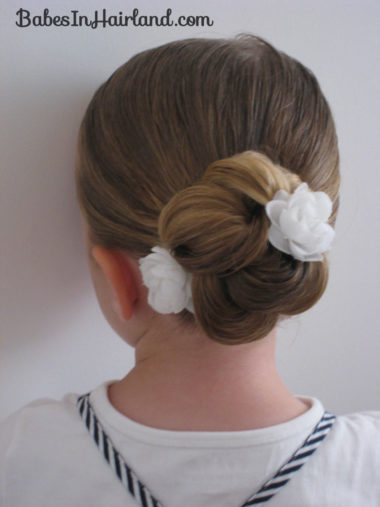 Loopy Bun Hairstyle (15)