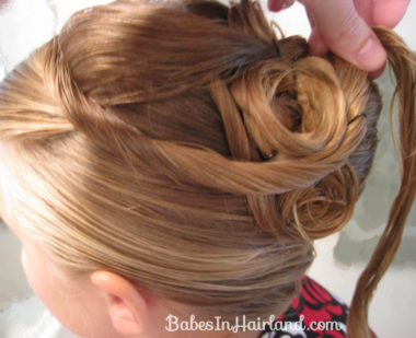 Elegant French Twist Updo (22)