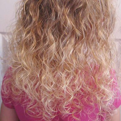How to Care for Your Daughter's Curly Hair - Tips, Tricks & Advice